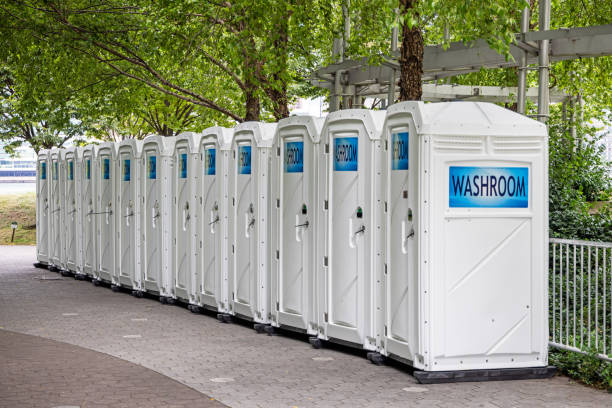 Best Porta potty services near me  in Girard, KS